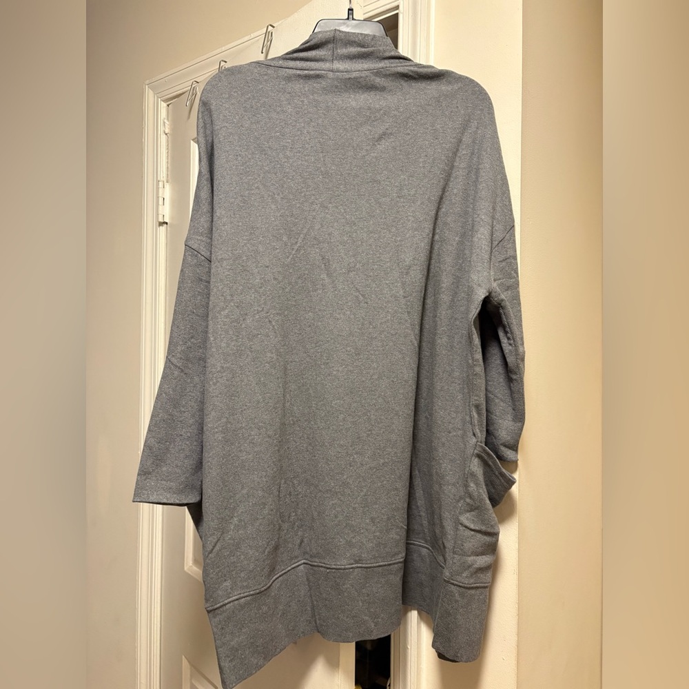New Pact Airplane Wrap Cardigan in color Medium Grey Heather, size M/L - Picture 3 of 4